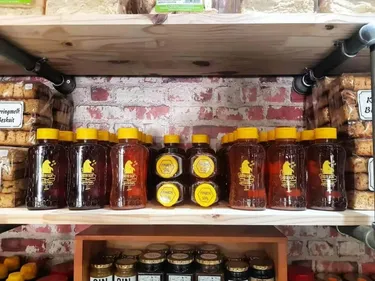 Shelf Stocking Baboon Sugar